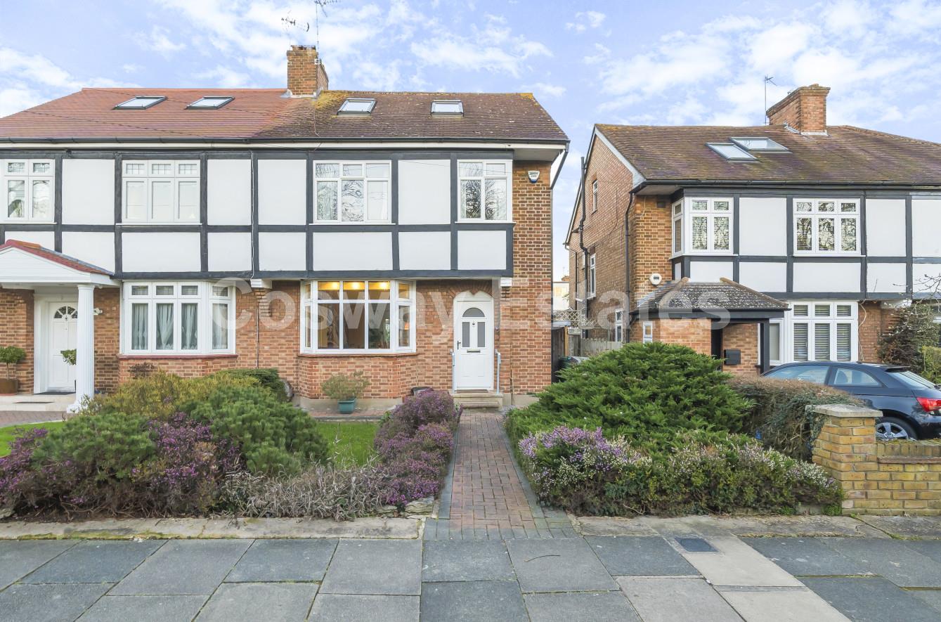 Ashley Walk, Mill Hill